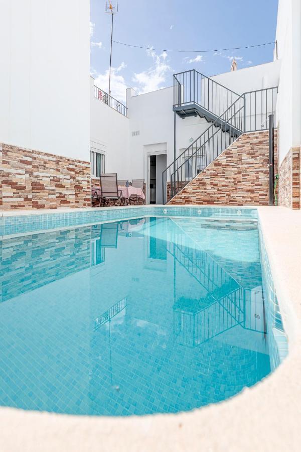 Casa A 5 Min De Sevilla Con Piscina * Camas