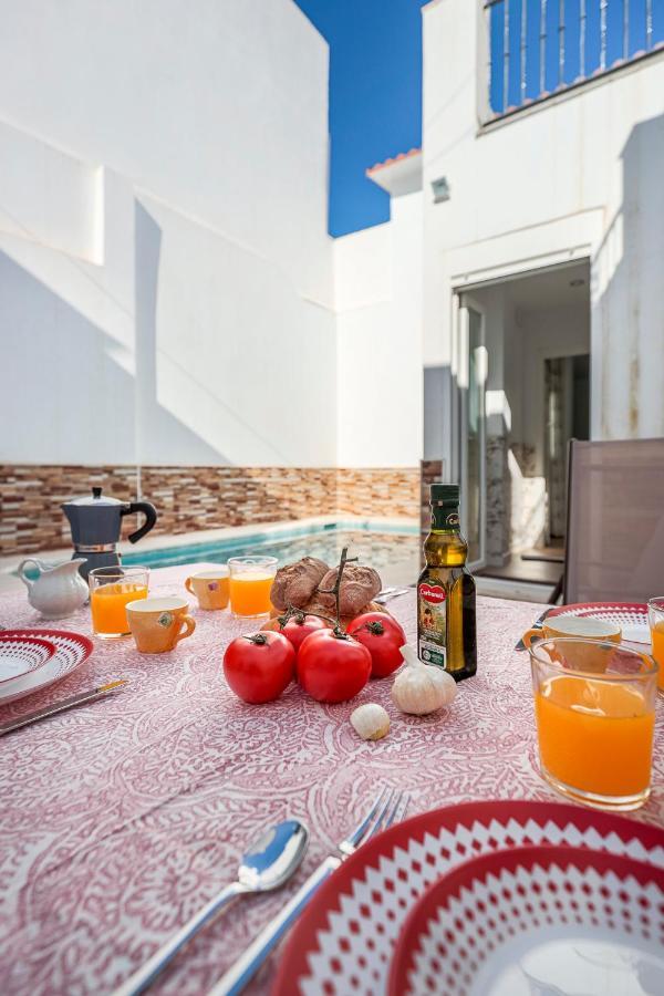 Casa A 5 Min De Sevilla Con Piscina Holiday home Camas