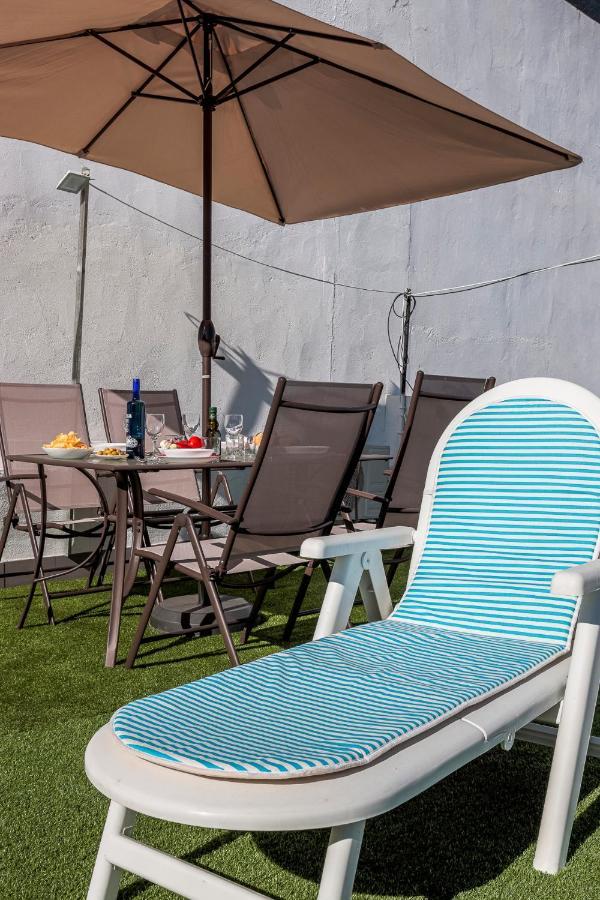 Holiday home Casa A 5 Min De Sevilla Con Piscina Camas
