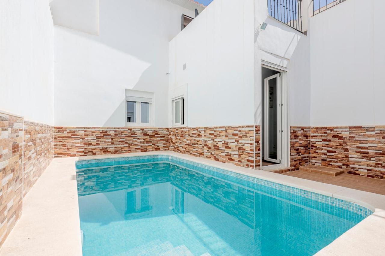 Casa A 5 Min De Sevilla Con Piscina Camas