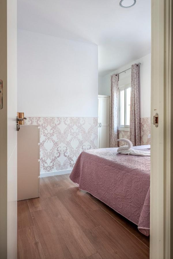 Casa A 5 Min De Sevilla Con Piscina Camas